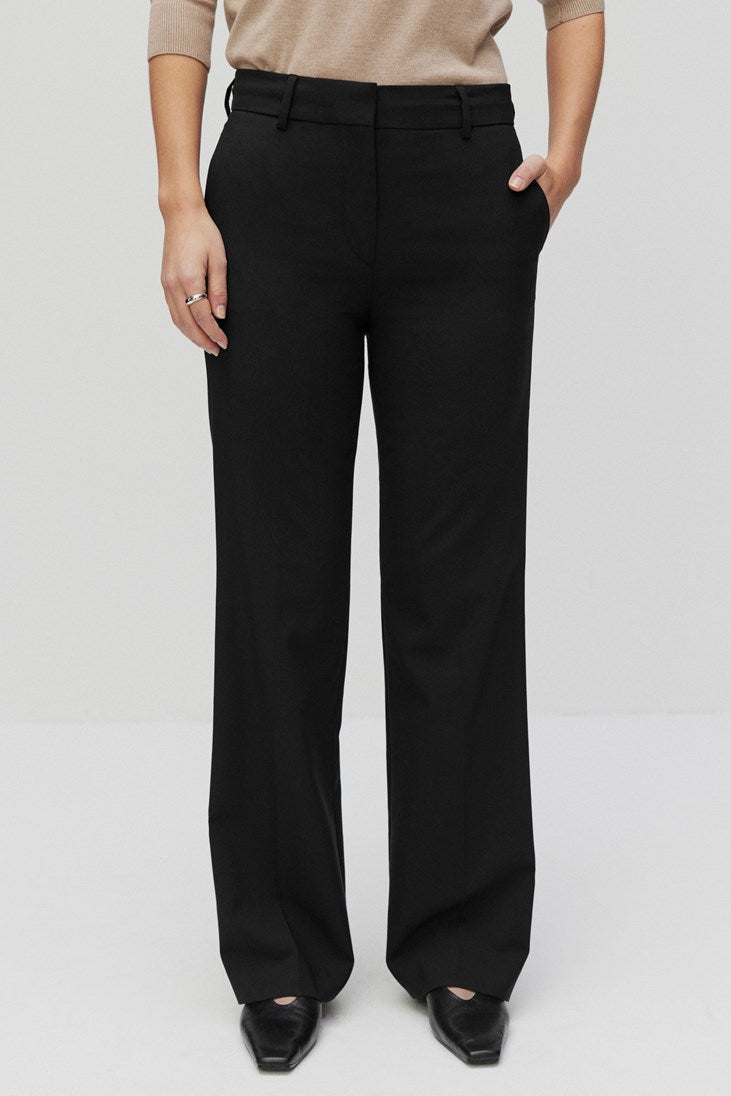 Stockh Im Karen straight trousers, MQ
