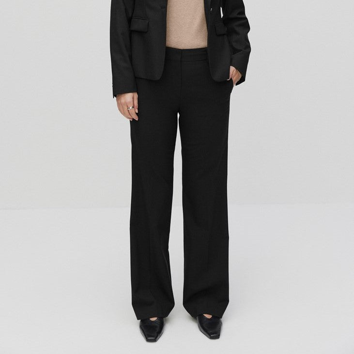 Stockh Im Karen straight trousers, MQ